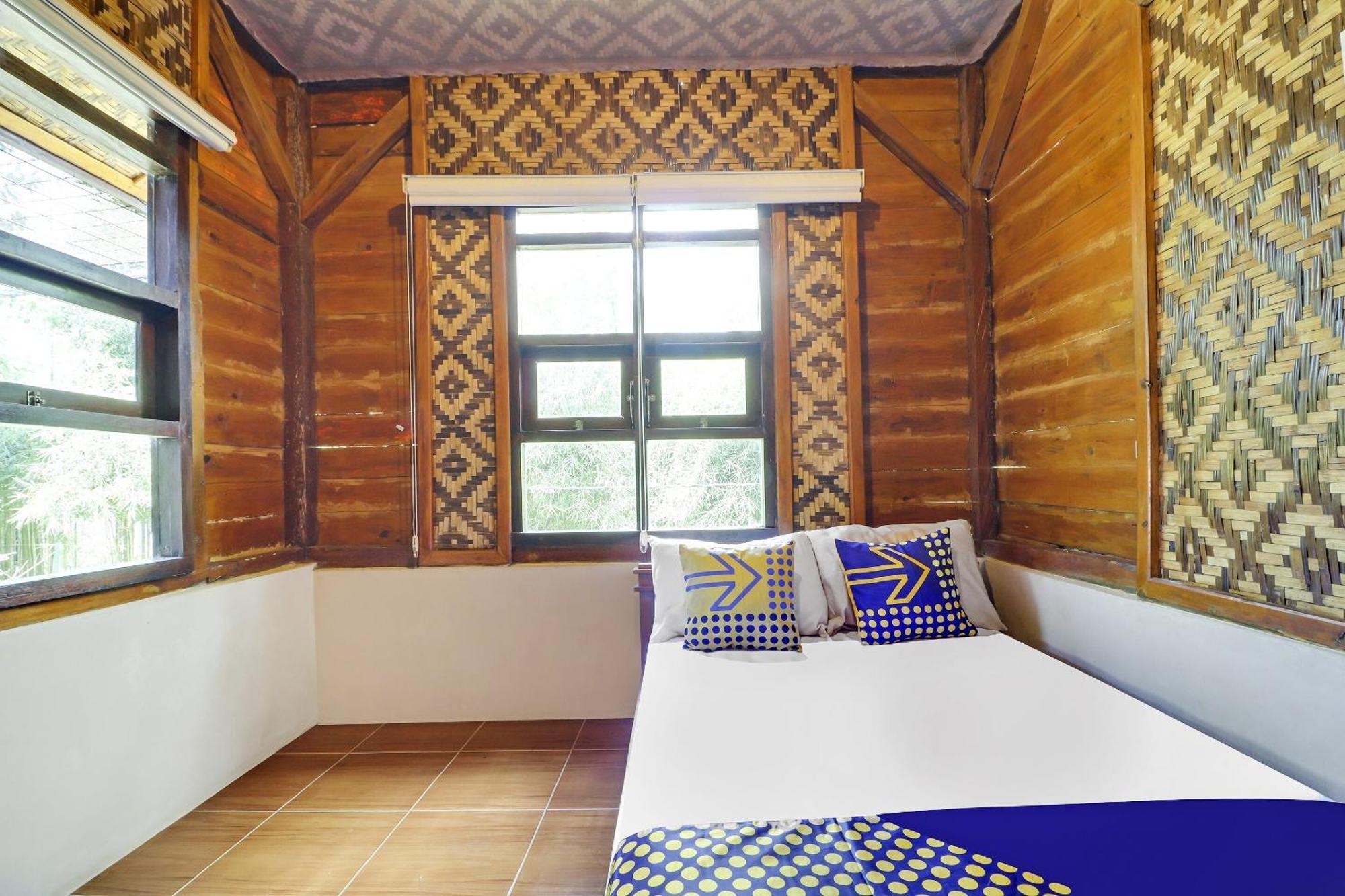 Oyo Homes 90956 Desa Wisata Guranteng Pendjalu Buitenkant foto