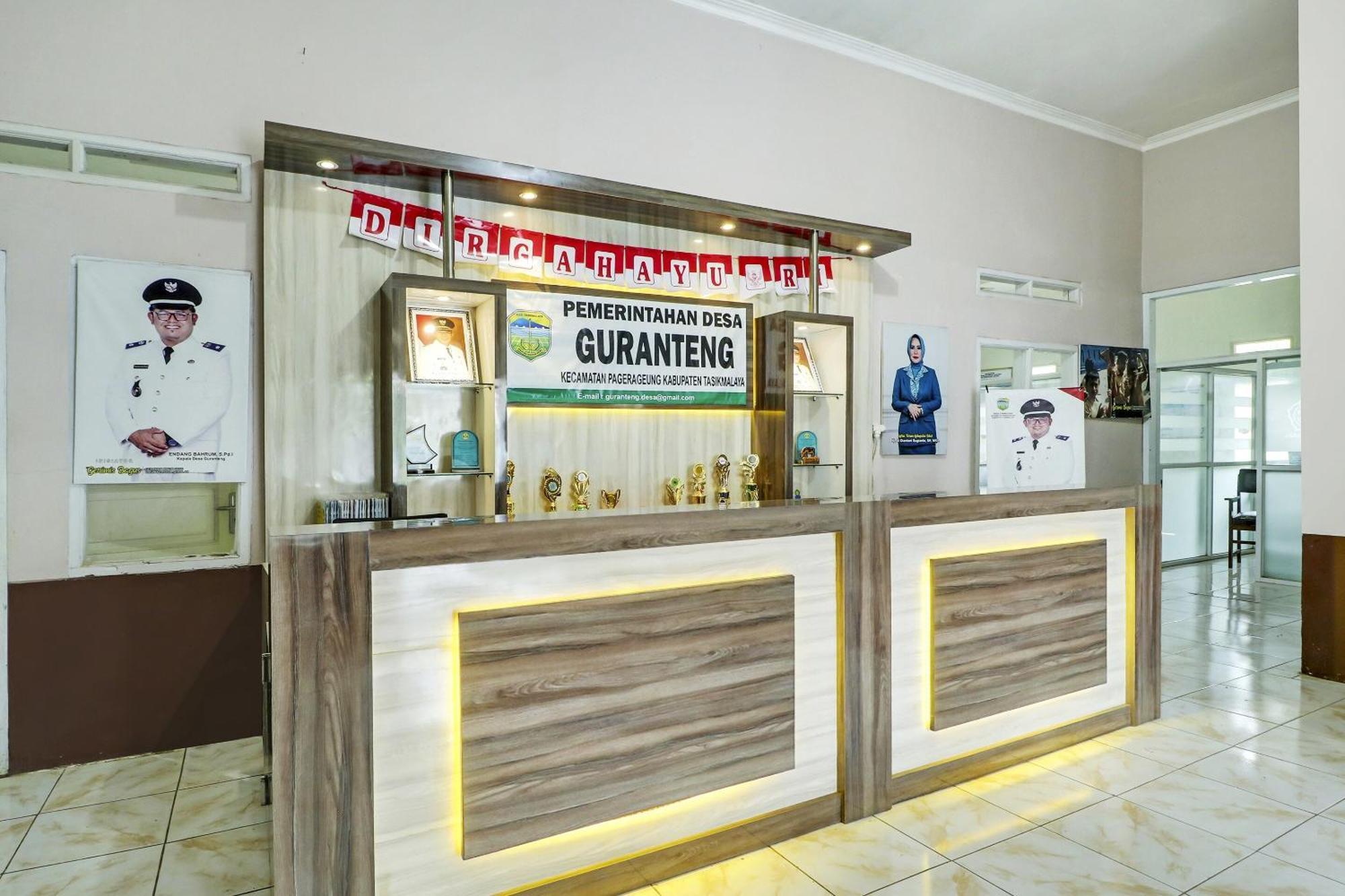 Oyo Homes 90956 Desa Wisata Guranteng Pendjalu Buitenkant foto