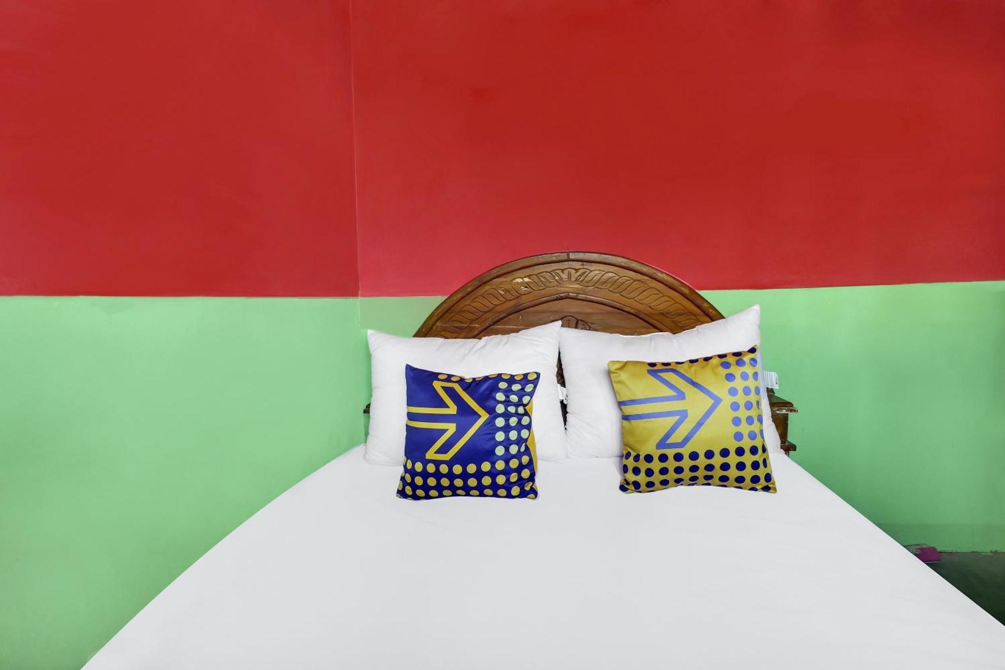Oyo Homes 90956 Desa Wisata Guranteng Pendjalu Buitenkant foto
