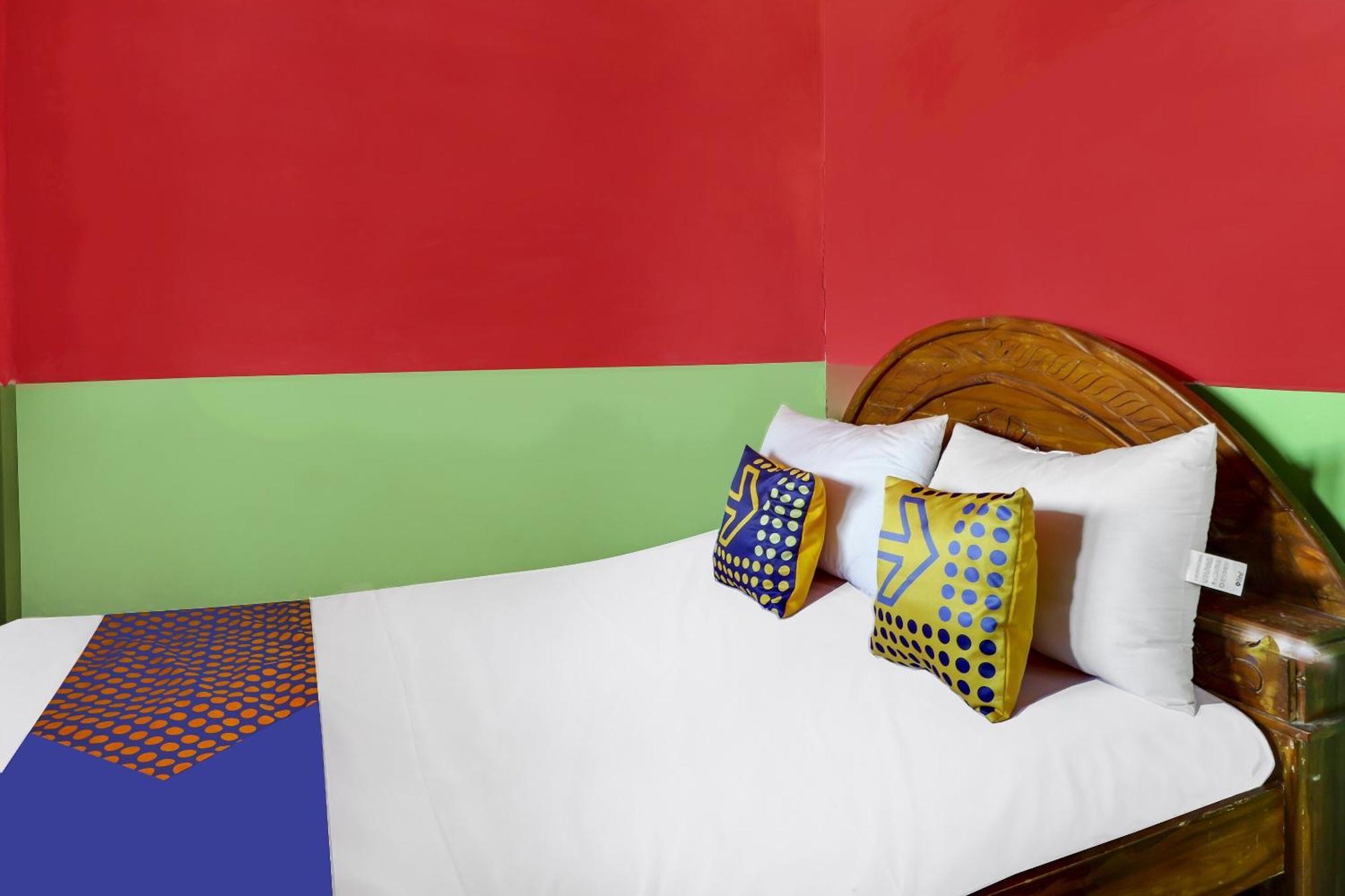 Oyo Homes 90956 Desa Wisata Guranteng Pendjalu Buitenkant foto